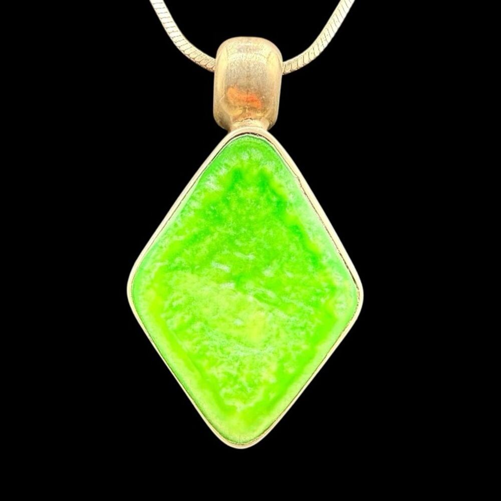 Italian Sterling Silver Box chain 18” Necklace Mexico 925 SS Green Pendant 1”